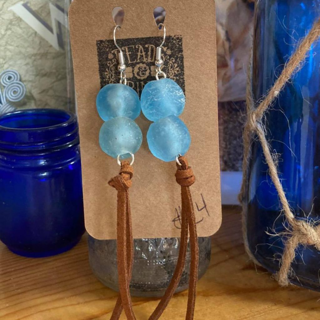 Coffee Shop in Buxton on Hatteras Island, Beads & Grinds